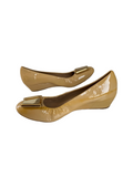 Salvatore Ferragamo Beige Patent Vara Bow Small Wedge