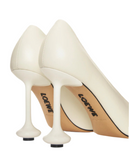 Loewe Toy pump in goatskin white
